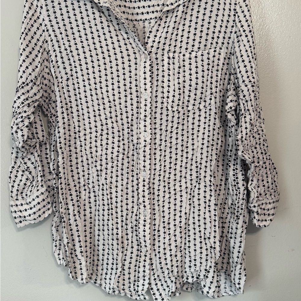 Velvet Heart Black and White Boxy Button Down Blouse